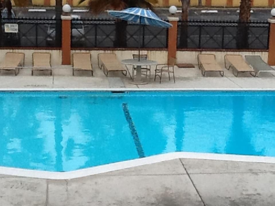 בולדווין פארק Regency Inn And Suites מראה חיצוני תמונה